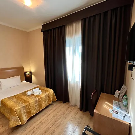 Eh Rome Airport Euro House מלון